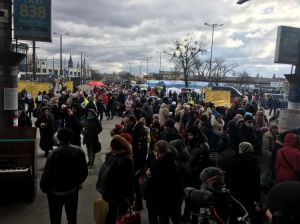Уряд підтримає власників житла, які безоплатно прихистили переселенців